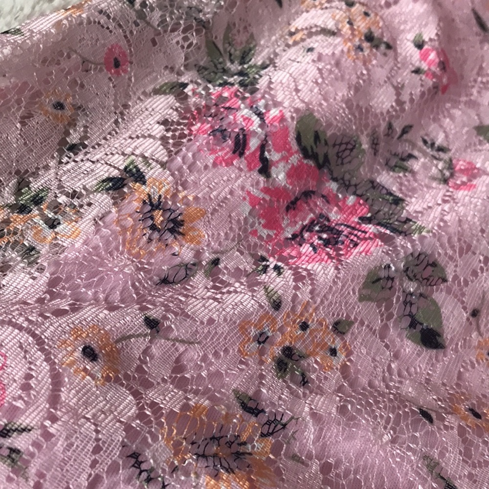 💕 Preloved Lacy Spring Dress💕 - Picture 2 of 7